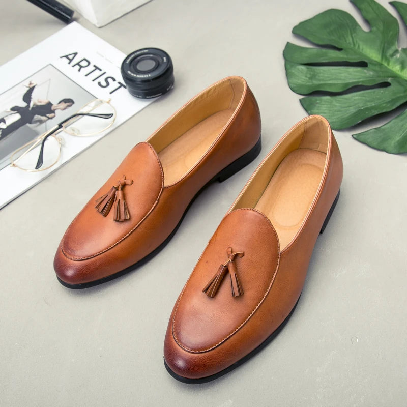 Yomior Brand New Slip-On Comfortable Flats Loafers Casual Formal Dress Shoes Tassel Big Size Black Brown Wedding Party Shoes