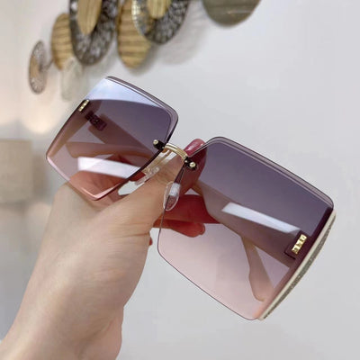 Women's Fashion Large Box Cut Edge Sun Shading Sunglasses